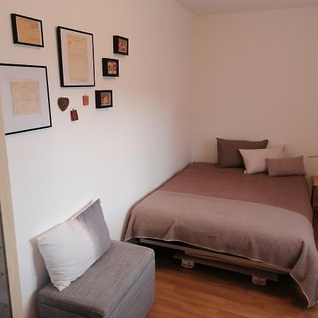 Konditor B & B Frenkendorf Zewnętrze zdjęcie