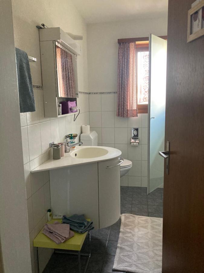 Konditor B & B Frenkendorf Zewnętrze zdjęcie